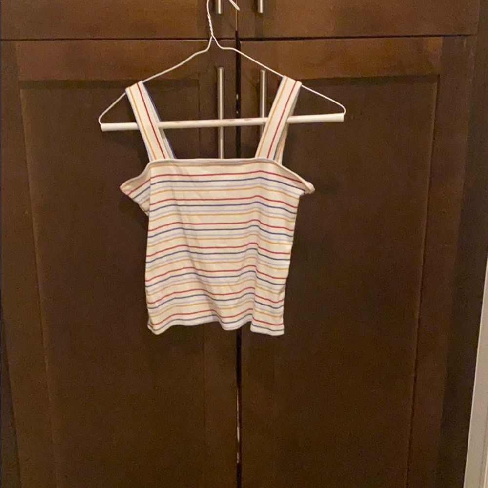 crop top with lots of stripes!